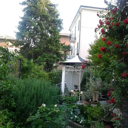 Al Gazebo *